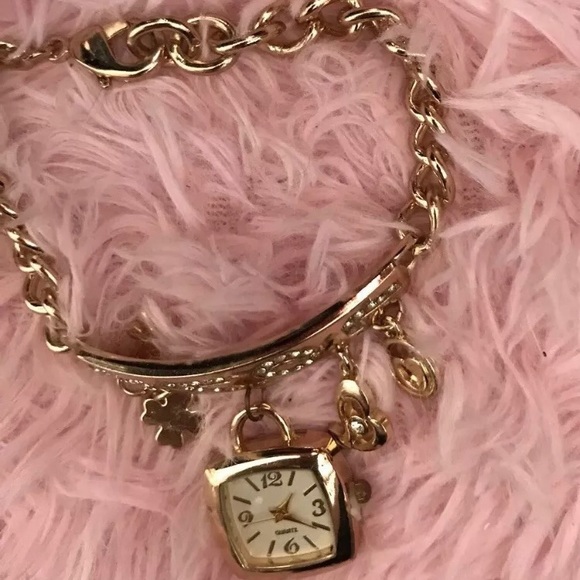 NEW Goldtone Love Inscribed Rhinestone Dangle Charm Fashion Watch O/S - Picture 4 of 12